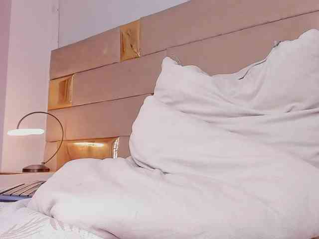 leslycutee webcam