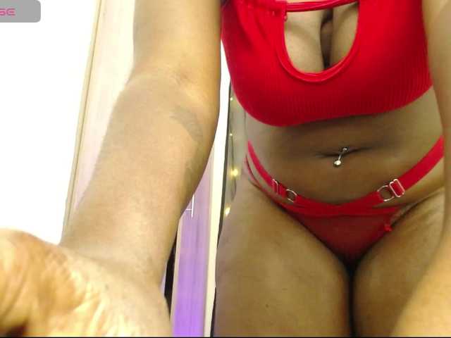 moniquelamor webcam bongacams model stream image