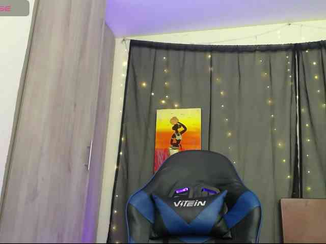 moniquelamor webcam