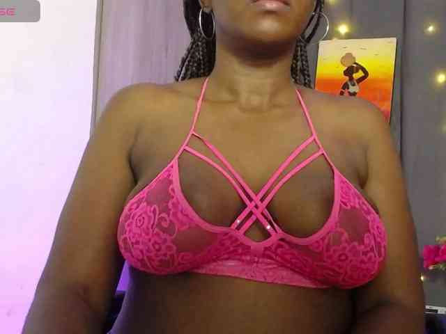 moniquelamor webcam