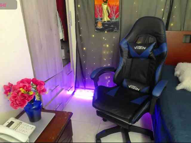 moniquelamor webcam