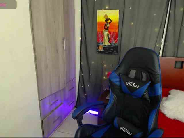 moniquelamor webcam