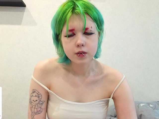 CarolineRichter live cam on BongaCams