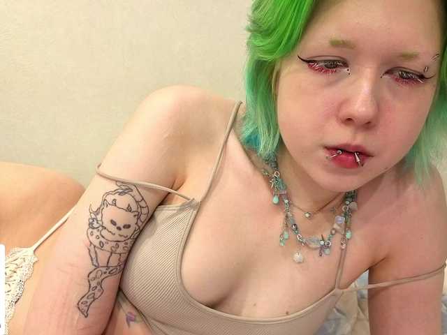 CarolineRichter live cam on BongaCams