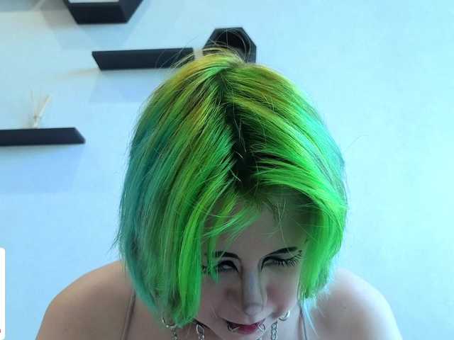 CarolineRichter live cam on BongaCams