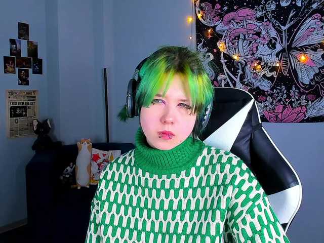 CarolineRichter's BongaCams show and profile