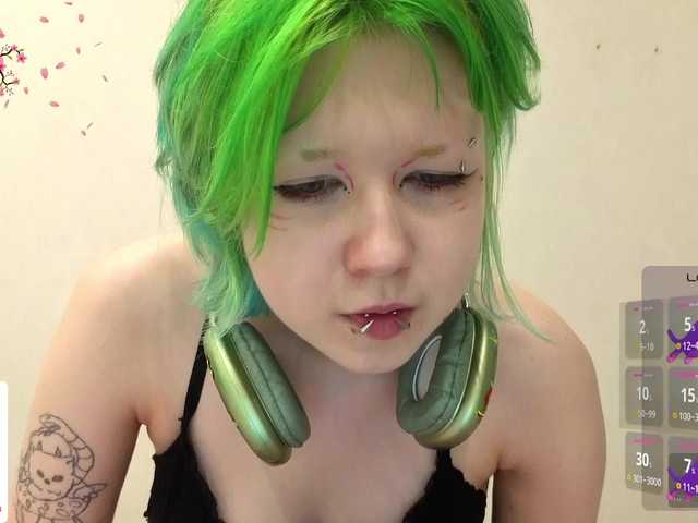 CarolineRichter live cam on BongaCams