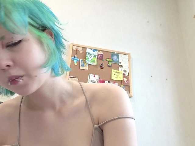 CarolineRichter live cam on BongaCams