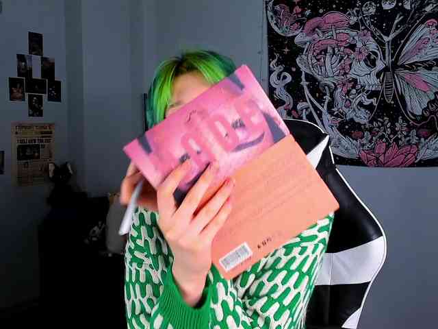 CarolineRichter webcam