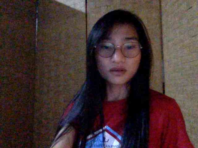 urasiancassandra Live Webcam on BongaCams
