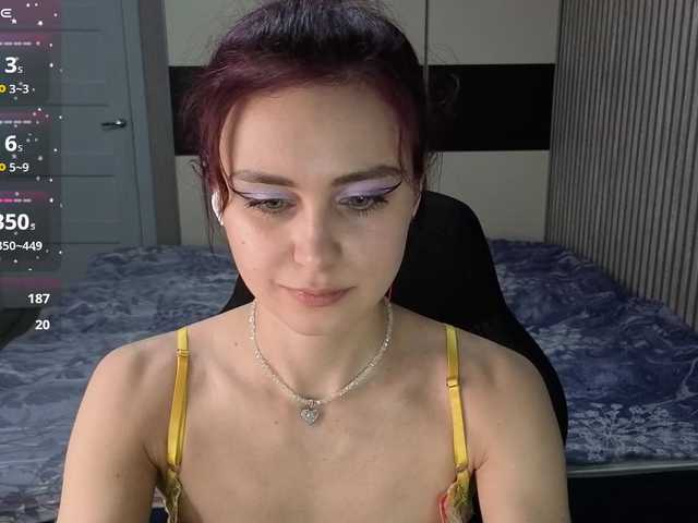 CRISTALLXXX live cam on BongaCams