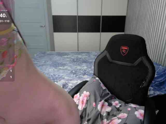 CRISTALLXXX Live Webcam on BongaCams