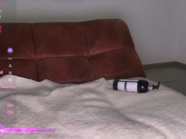 dolcebella1 live webcam show