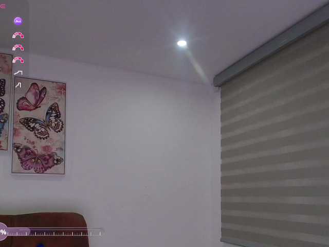 dolcebella1 live cam on BongaCams
