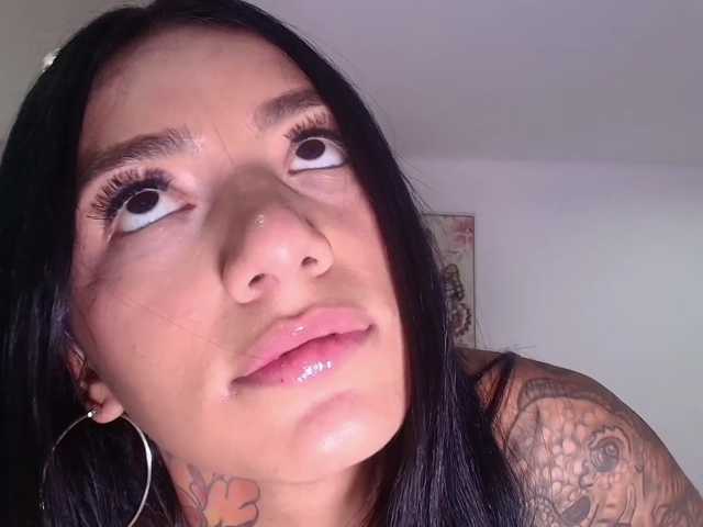 dolcebella1 live cam on BongaCams