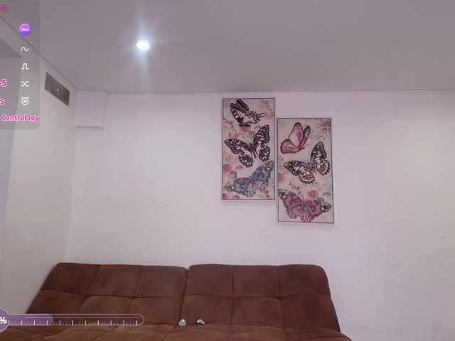 dolcebella1 live cam on BongaCams