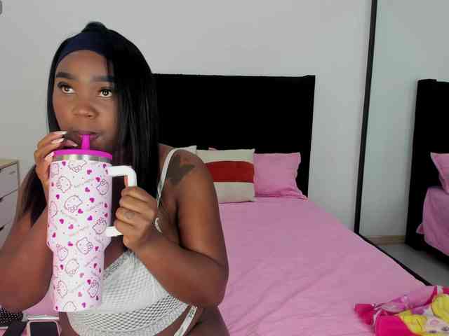 YudiBennet webcam