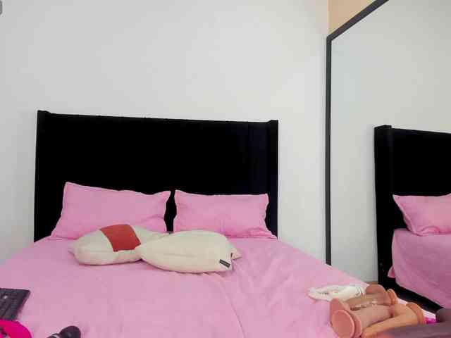 YudiBennet webcam