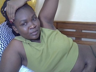 Prettyliz30's Live Webcam