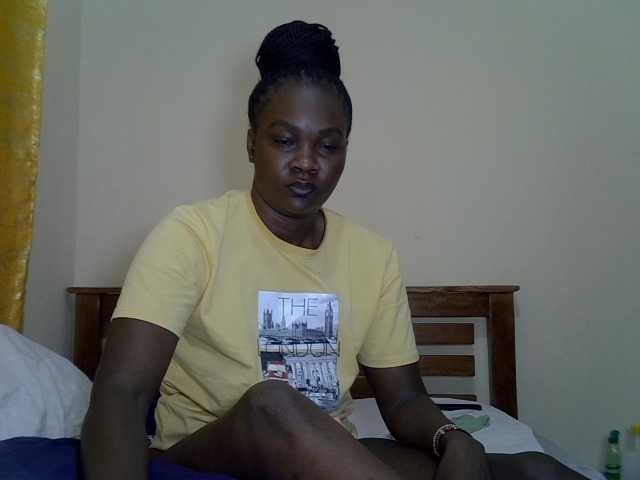 Prettyliz30 live cam on BongaCams
