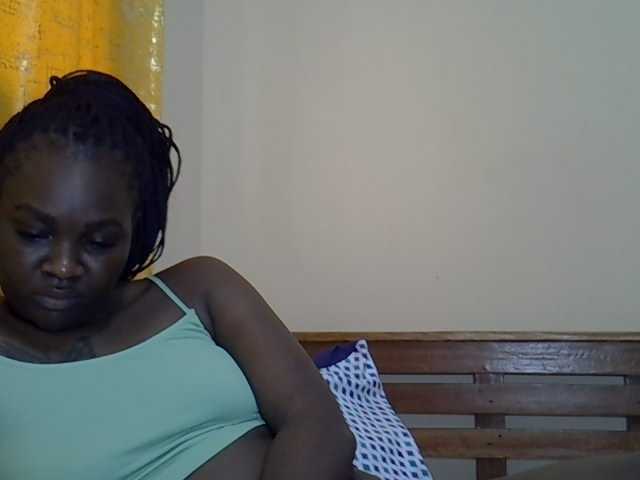Prettyliz30 live cam on BongaCams