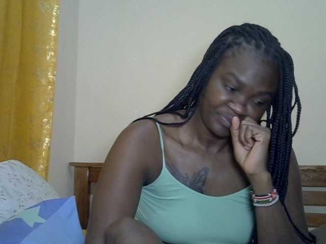Prettyliz30 live cam on BongaCams