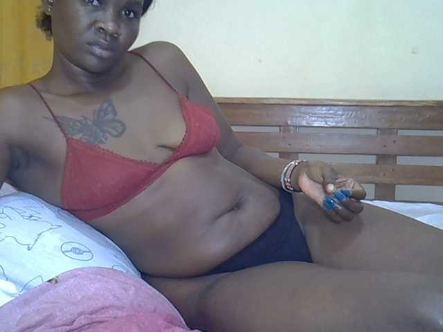 Prettyliz30 live cam on BongaCams