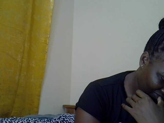 Prettyliz30 Live Cam on BongaCams