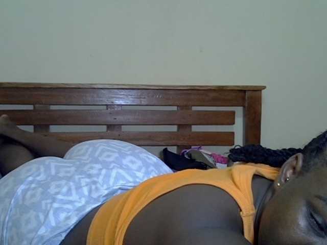 Prettyliz30 live cam on BongaCams