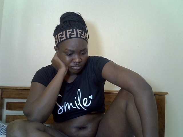 Prettyliz30's BongaCams show and profile