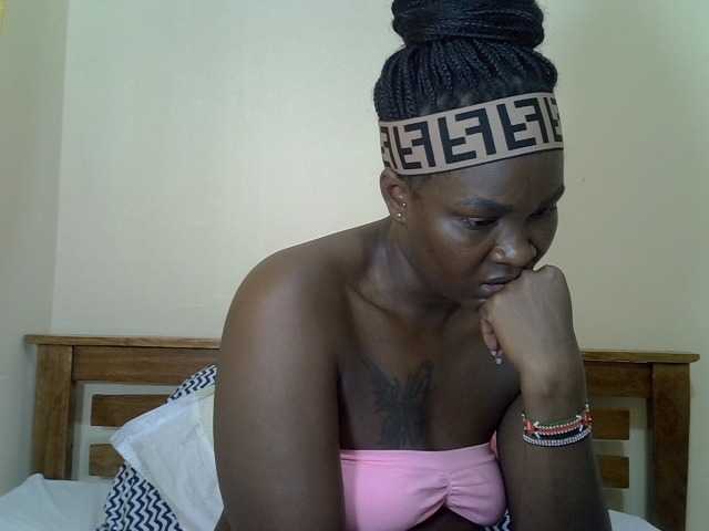 Prettyliz30's BongaCams show and profile