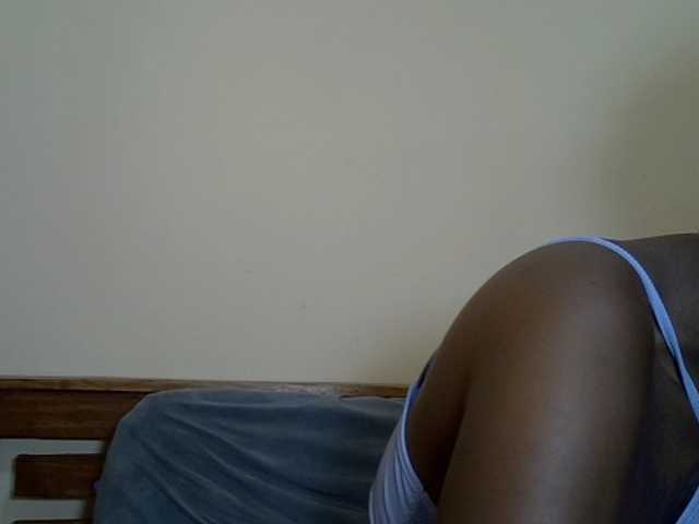 Prettyliz30 live cam on BongaCams