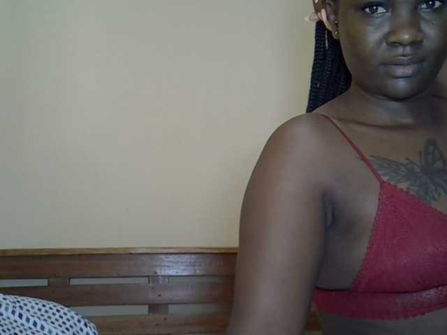 Prettyliz30 live webcam show