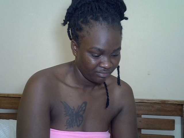 Prettyliz30 webcam