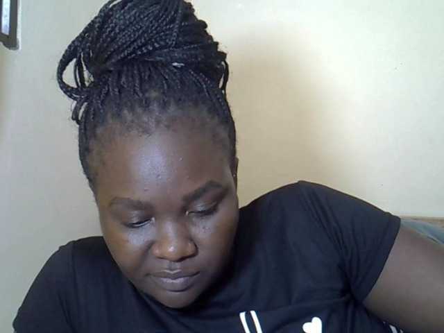 Prettyliz30's BongaCams show and profile