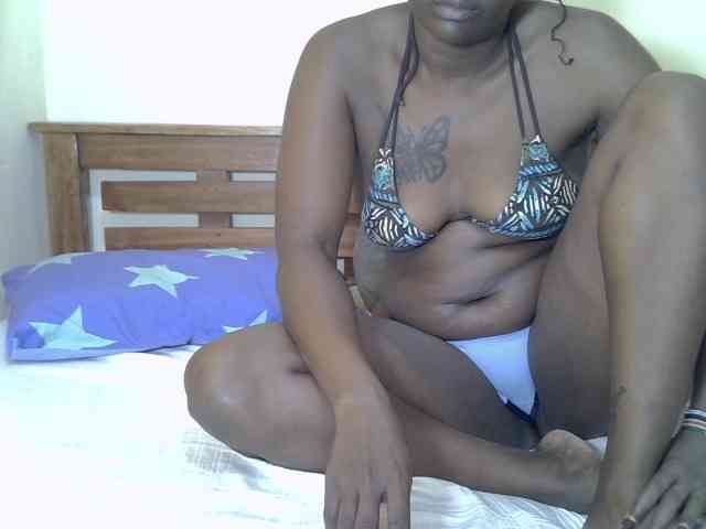 Prettyliz30 webcam