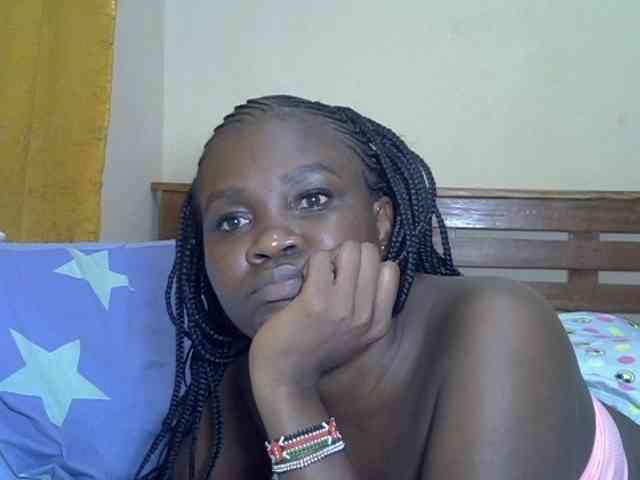Prettyliz30 webcam