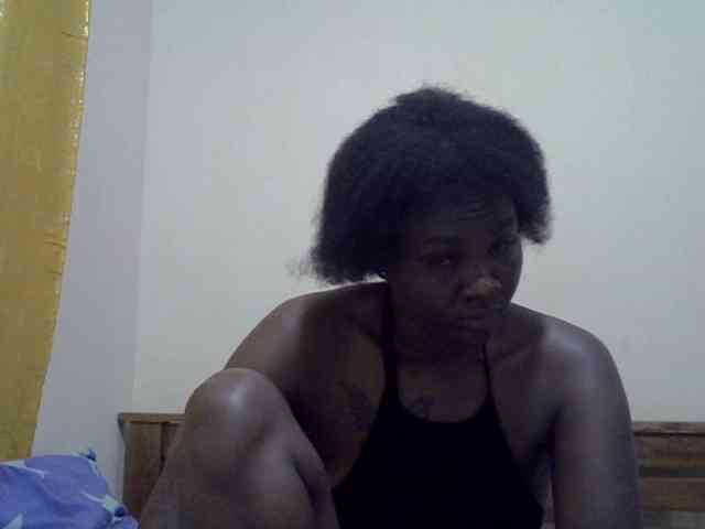 Prettyliz30 webcam