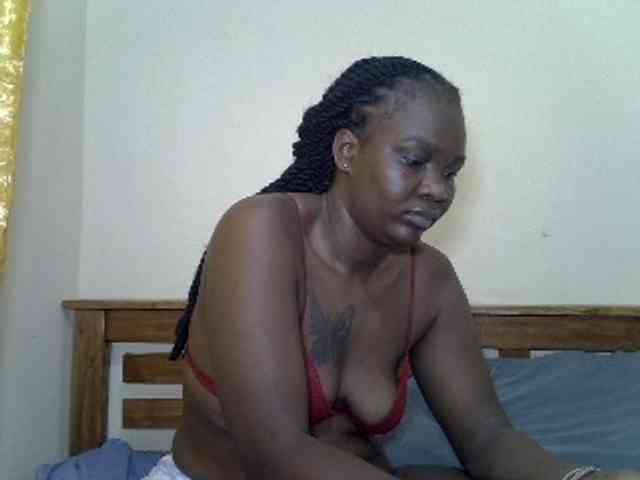 Prettyliz30 webcam