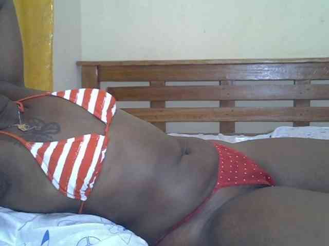 Prettyliz30 webcam