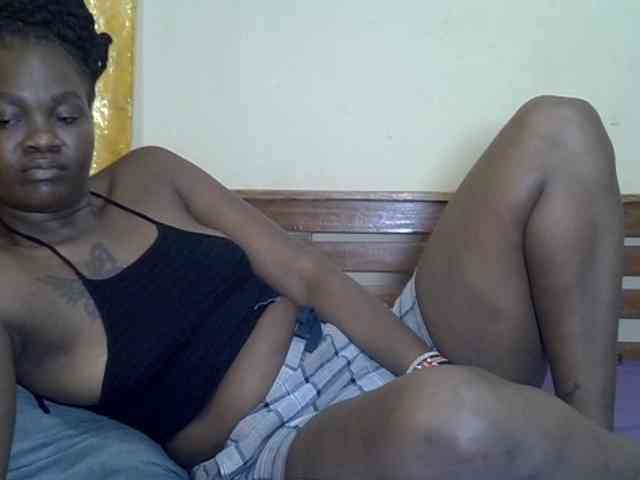 Prettyliz30 webcam