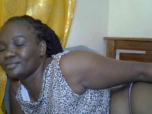 Prettyliz30 webcam