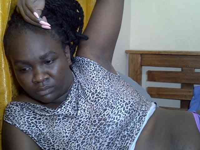 Prettyliz30 webcam
