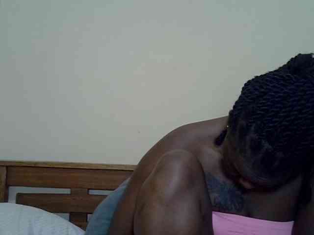 Prettyliz30 webcam