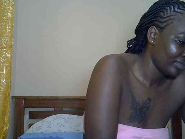 Prettyliz30 webcam