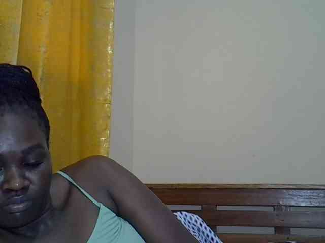 Prettyliz30 webcam