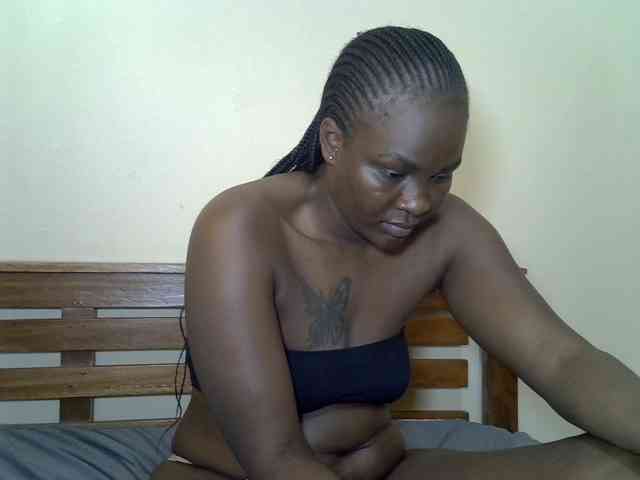 Prettyliz30 webcam