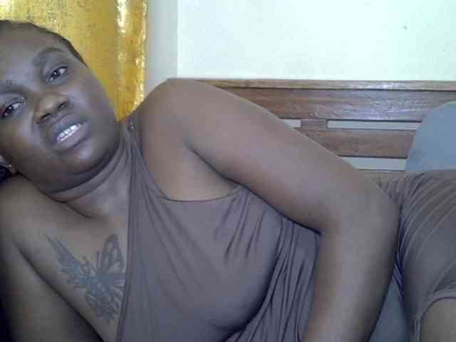 Prettyliz30 webcam