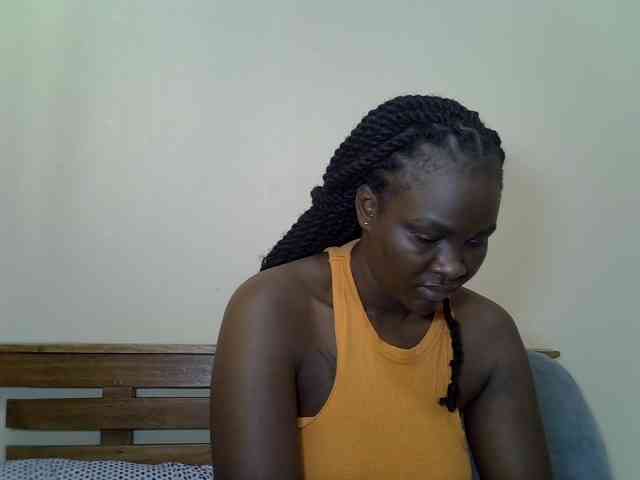 Prettyliz30 webcam