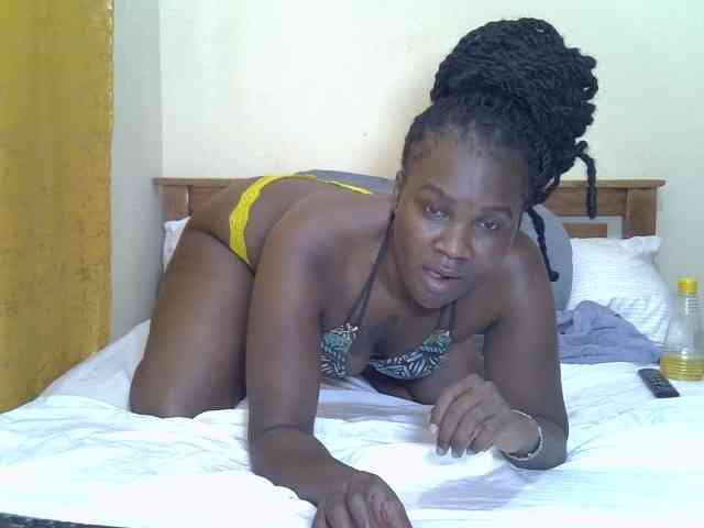 Prettyliz30 webcam